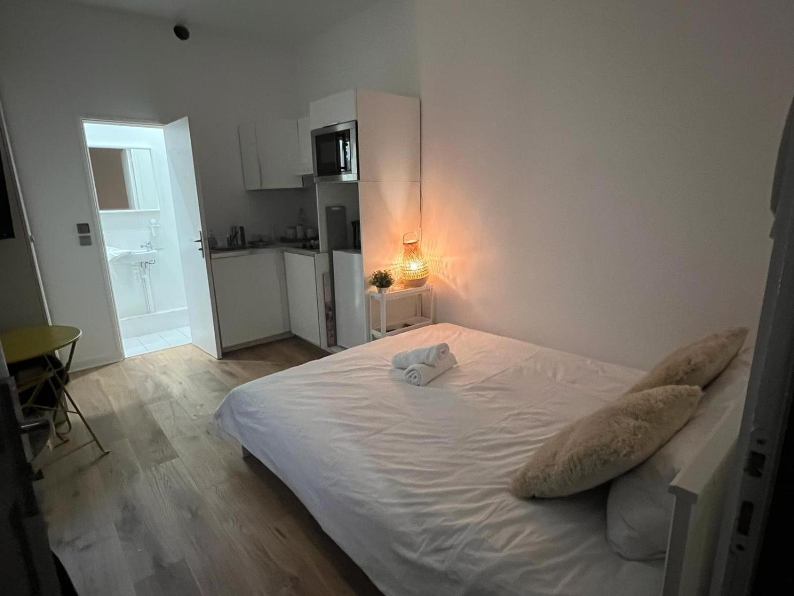 Apartament Eiffel Tower View Paryż Zewnętrze zdjęcie
